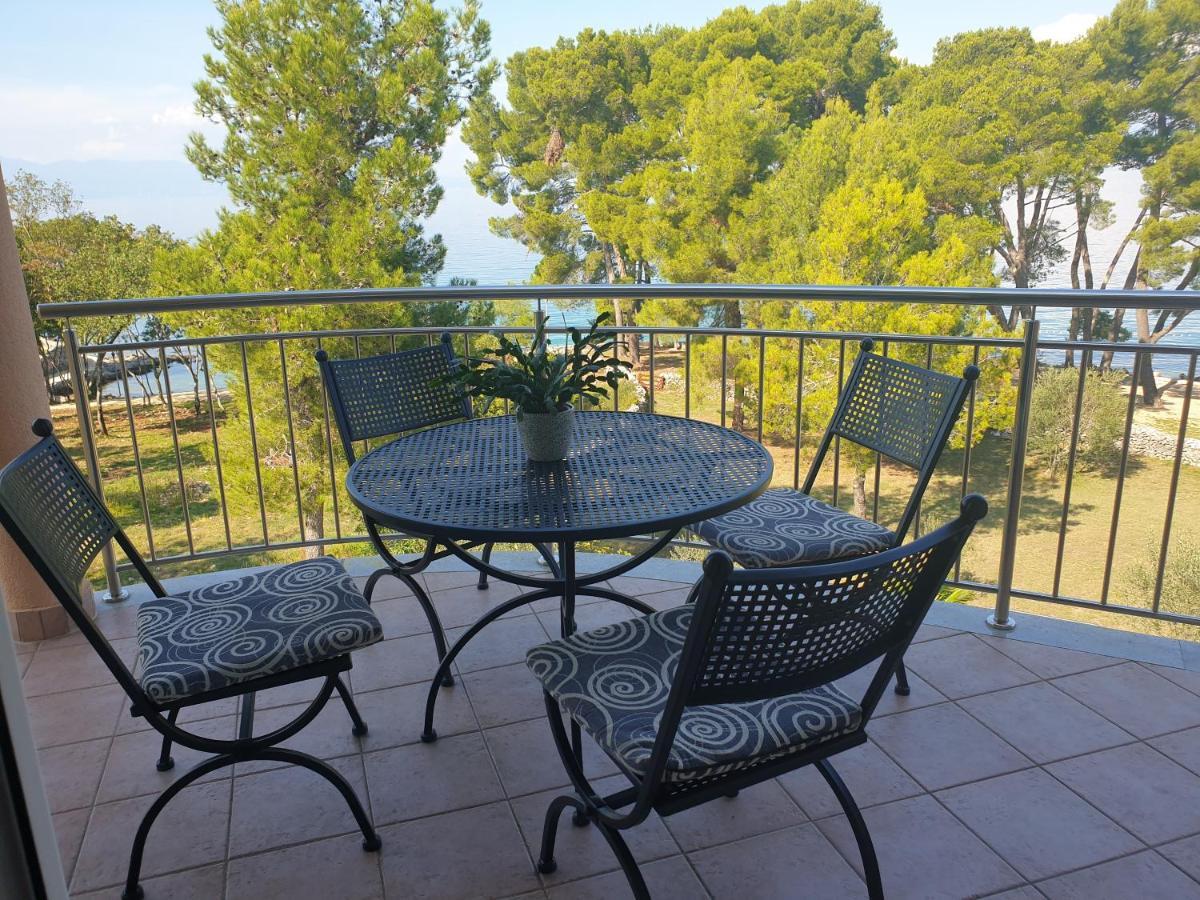Apartments Mare&Mons Deluxe Malinska Exterior foto