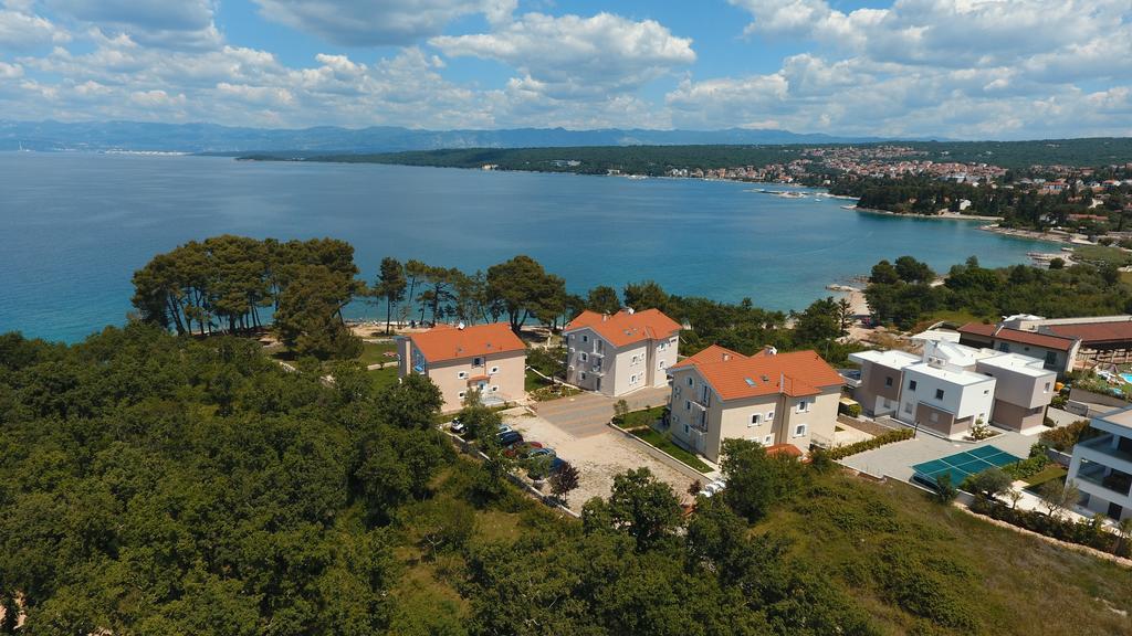 Apartments Mare&Mons Deluxe Malinska Exterior foto