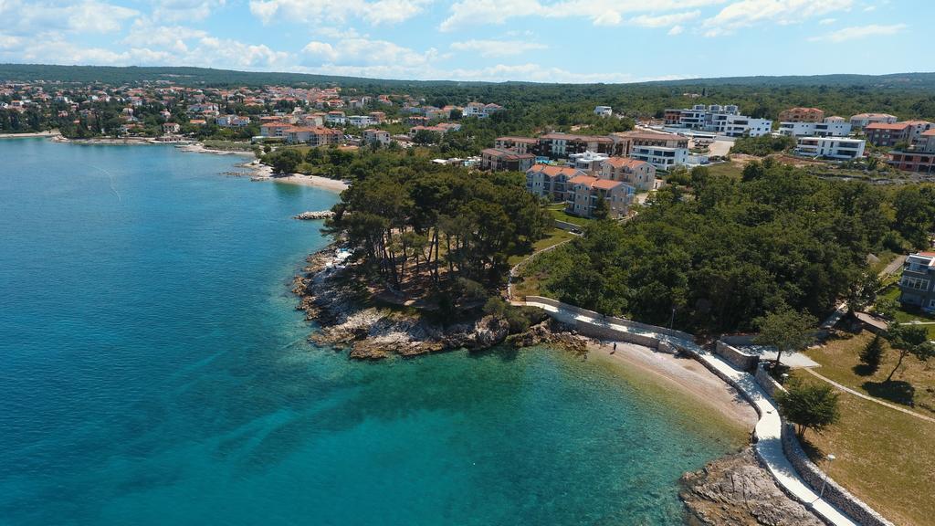 Apartments Mare&Mons Deluxe Malinska Exterior foto